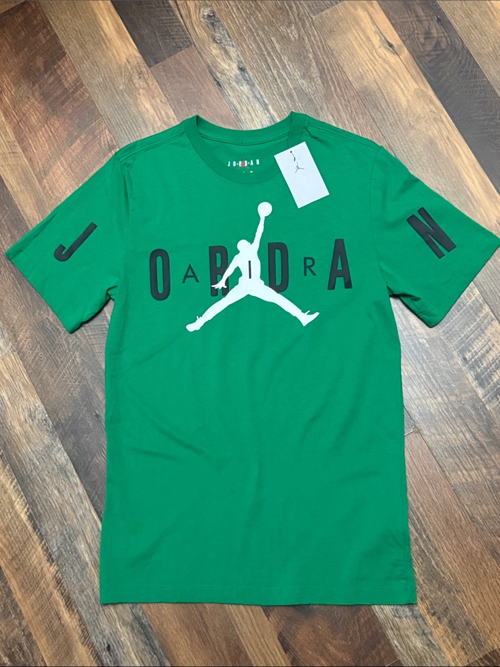 NWT Jordan Jumpman Graphic Logo T-Shirt Green Men’s Small DV1445-310